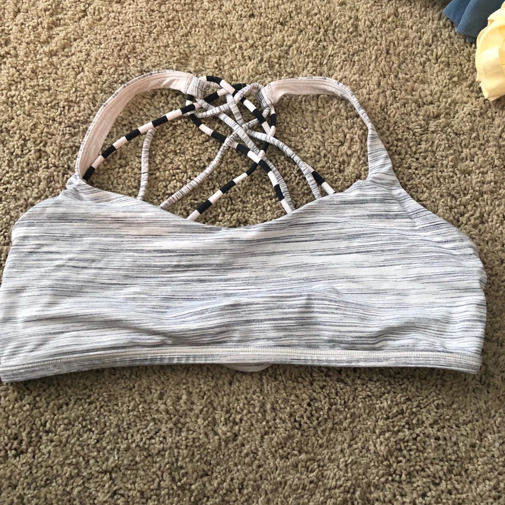 lulu lemon sports bra